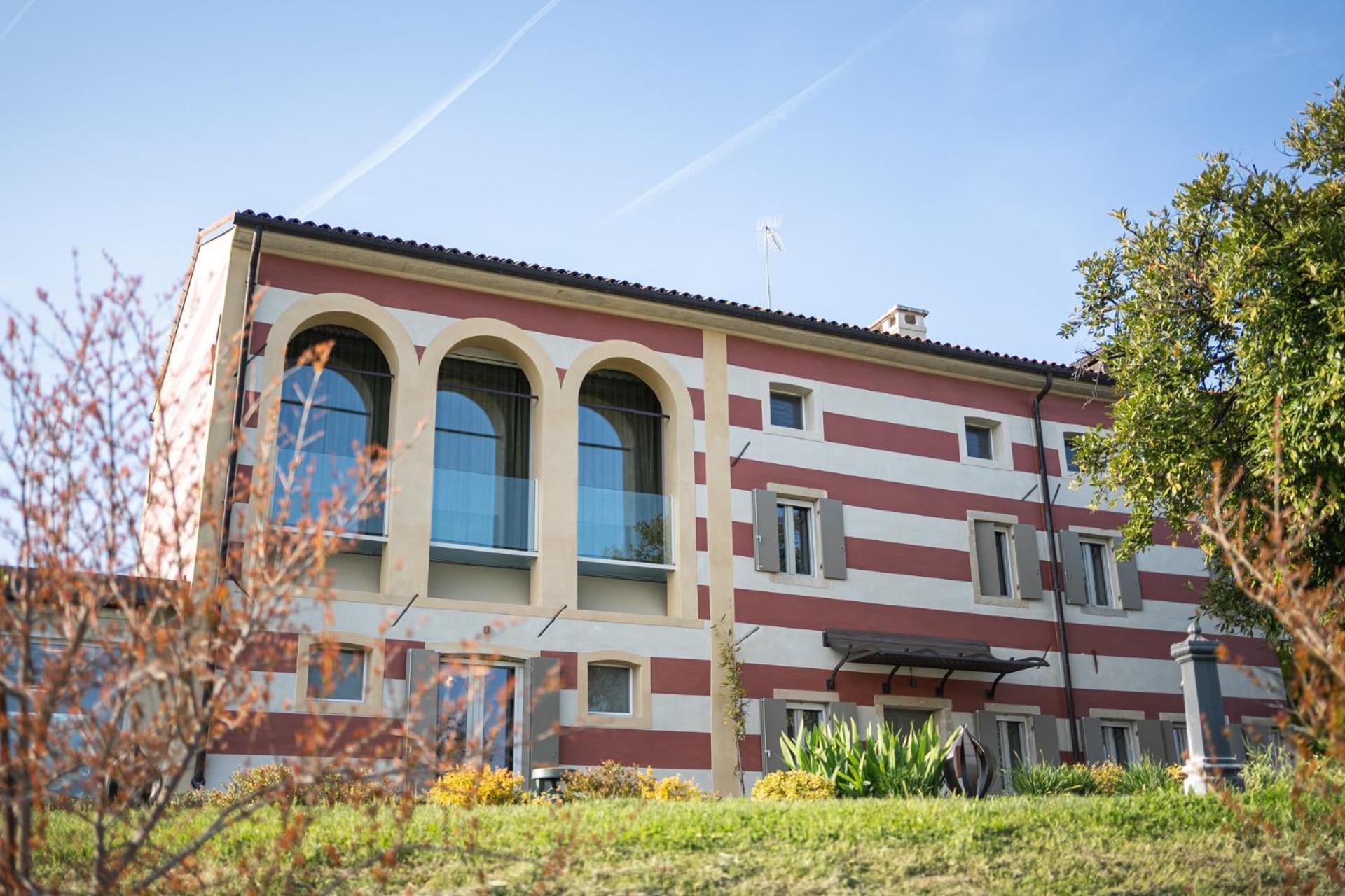 Tenuta Duchi Corbanus Corbanese Kültér fotó